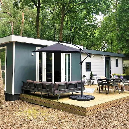 Luxe Leeuwenhart - Recreation Only Chalet